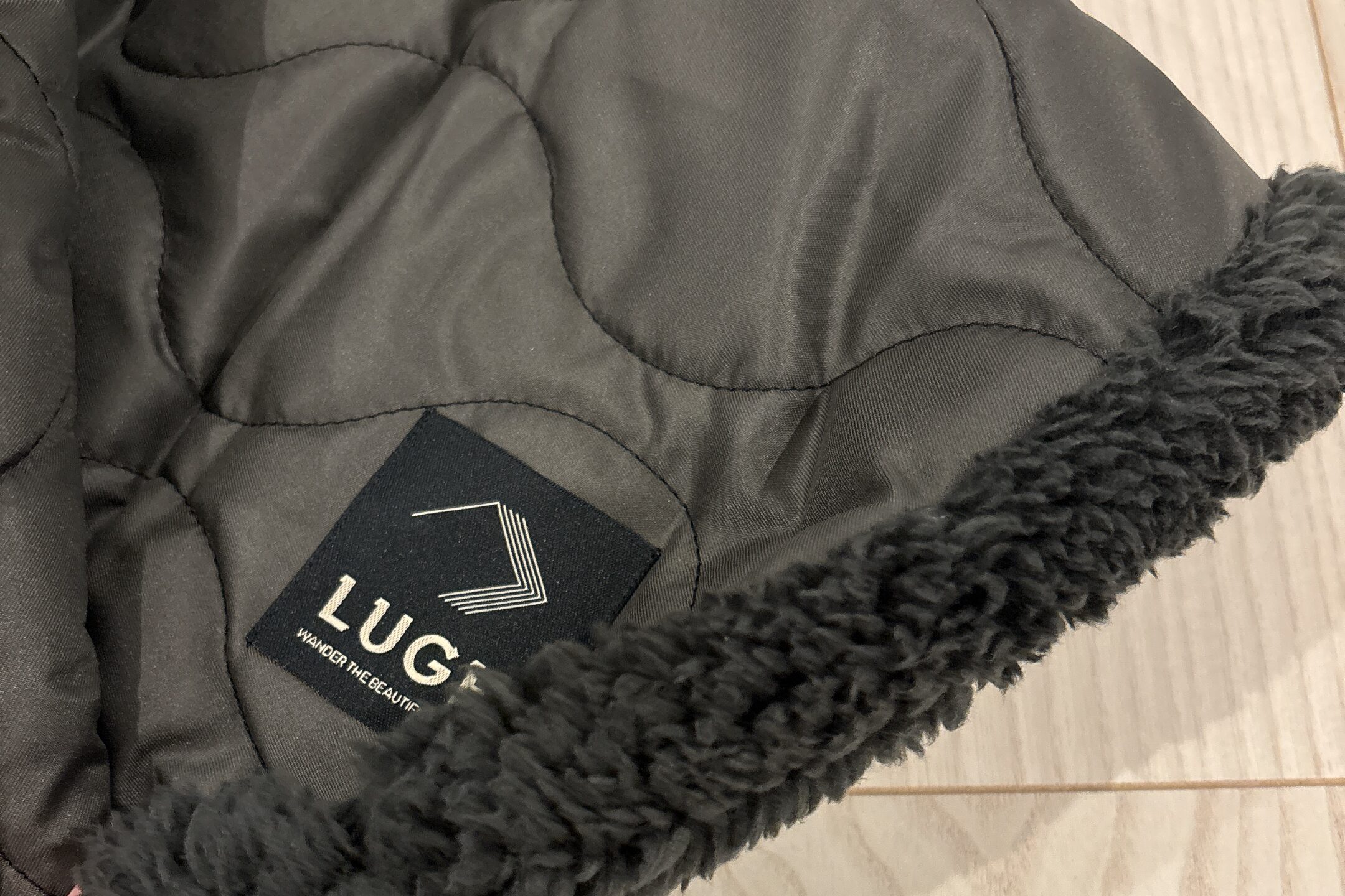 LUGH 魔法瓶ブランケットの触り心地やボア